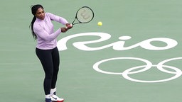 Serena Williams beim Training in Rio © picture alliance / dpa 