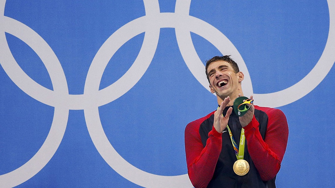US-Schwimmer Michael Phelps lacht.