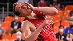 Der Belgier Nick Celis reagiert während eines 3x3-Basketballspiels zwischen Belgien und Lettland bei Olympia 2020 in Tokio. © imago images/Belga Foto: DIRK WAEM