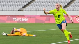 Die Schwedin Stina Blackstenius bejubelt ihren Treffer zum 1:0 gegen die USA © WITTERS Foto: JON OLAV NESVOLD